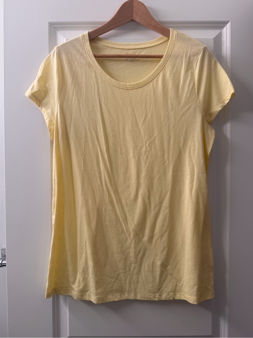 No Boundaries Butter Yellow Basic Short Sleeve Crewneck Tee